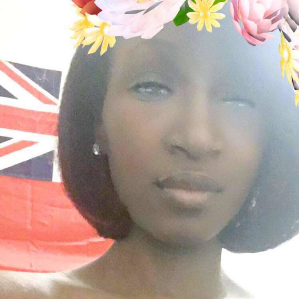 Meet your Posher, Tiffany